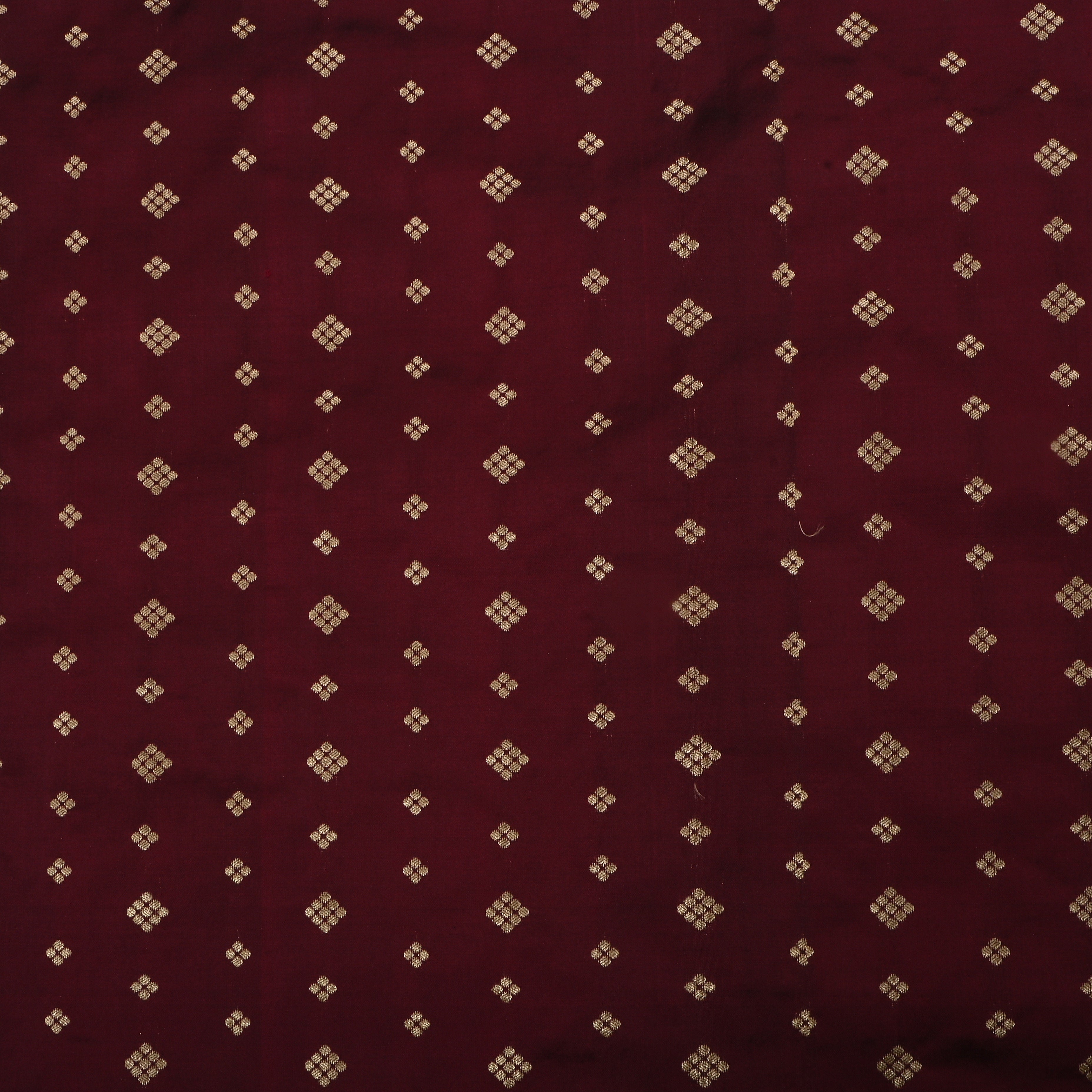 Bulgarian Rose Jamawar Silk Fabric With Butti'S