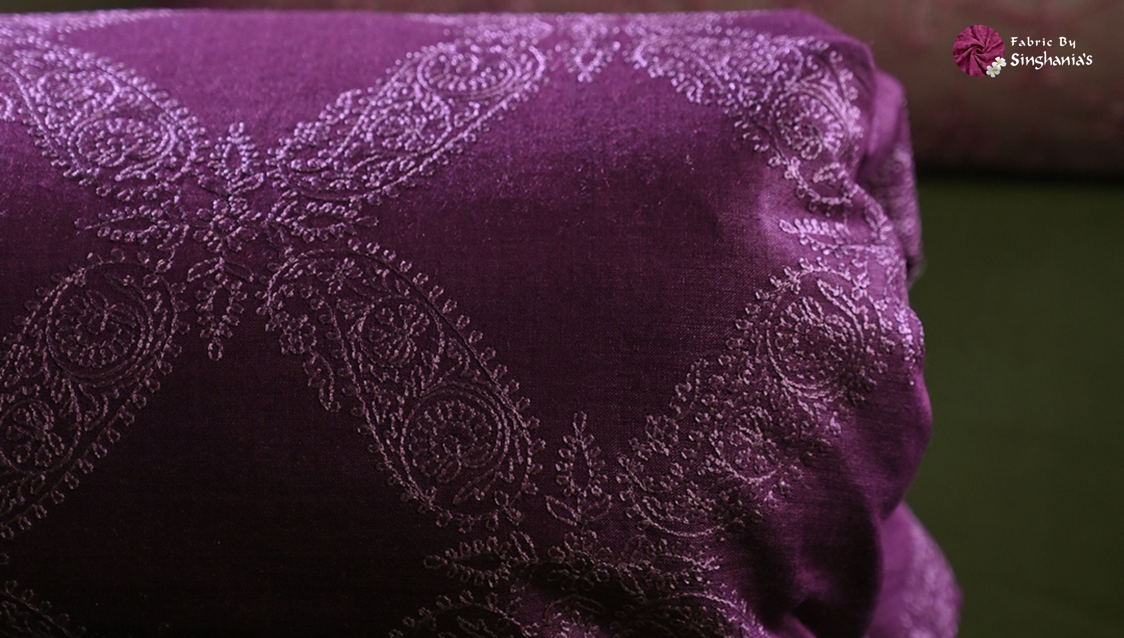 How Linen Fabric Enhances Style and Comfort