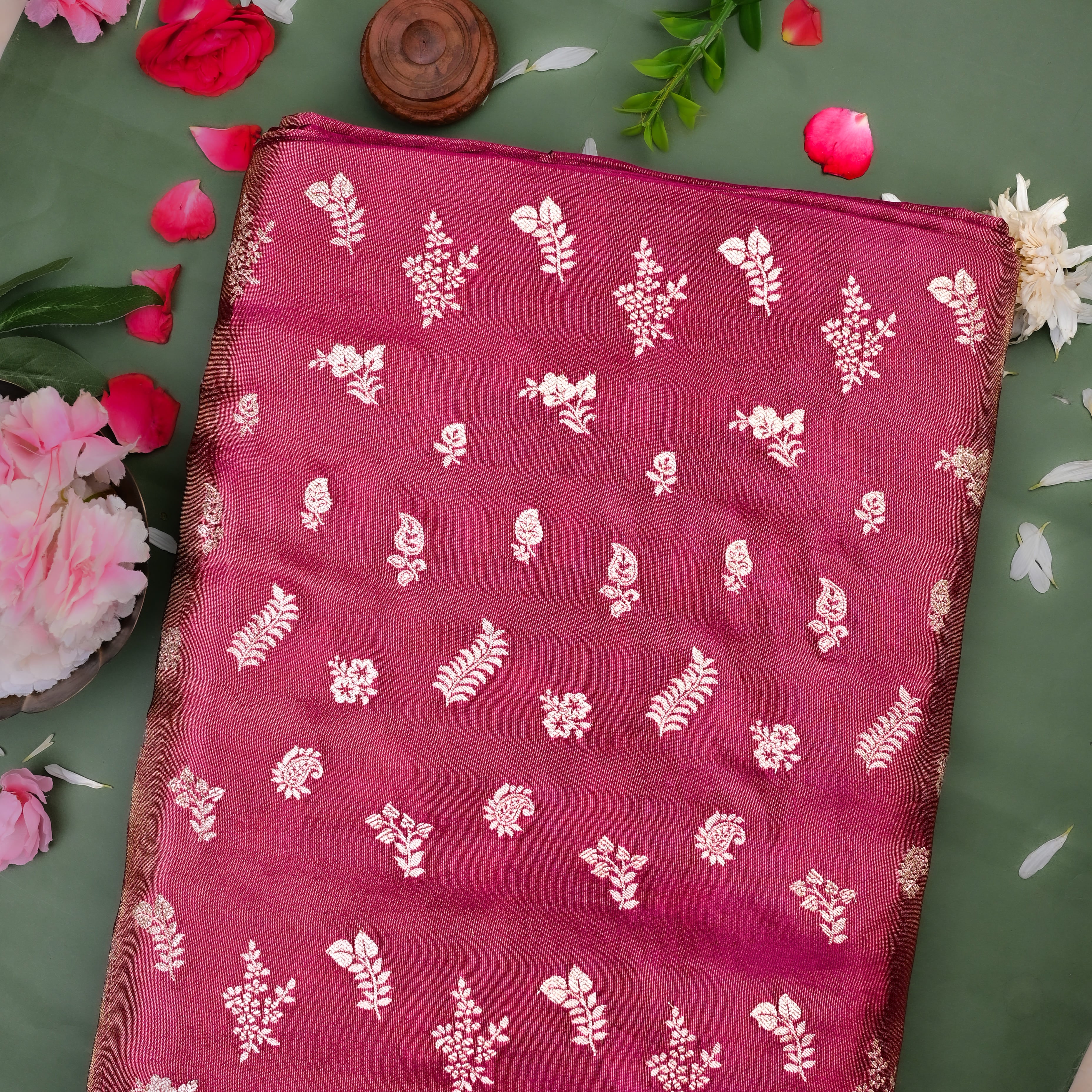 Thulian Pink Jamawar Tissue Fabric With Designer Border