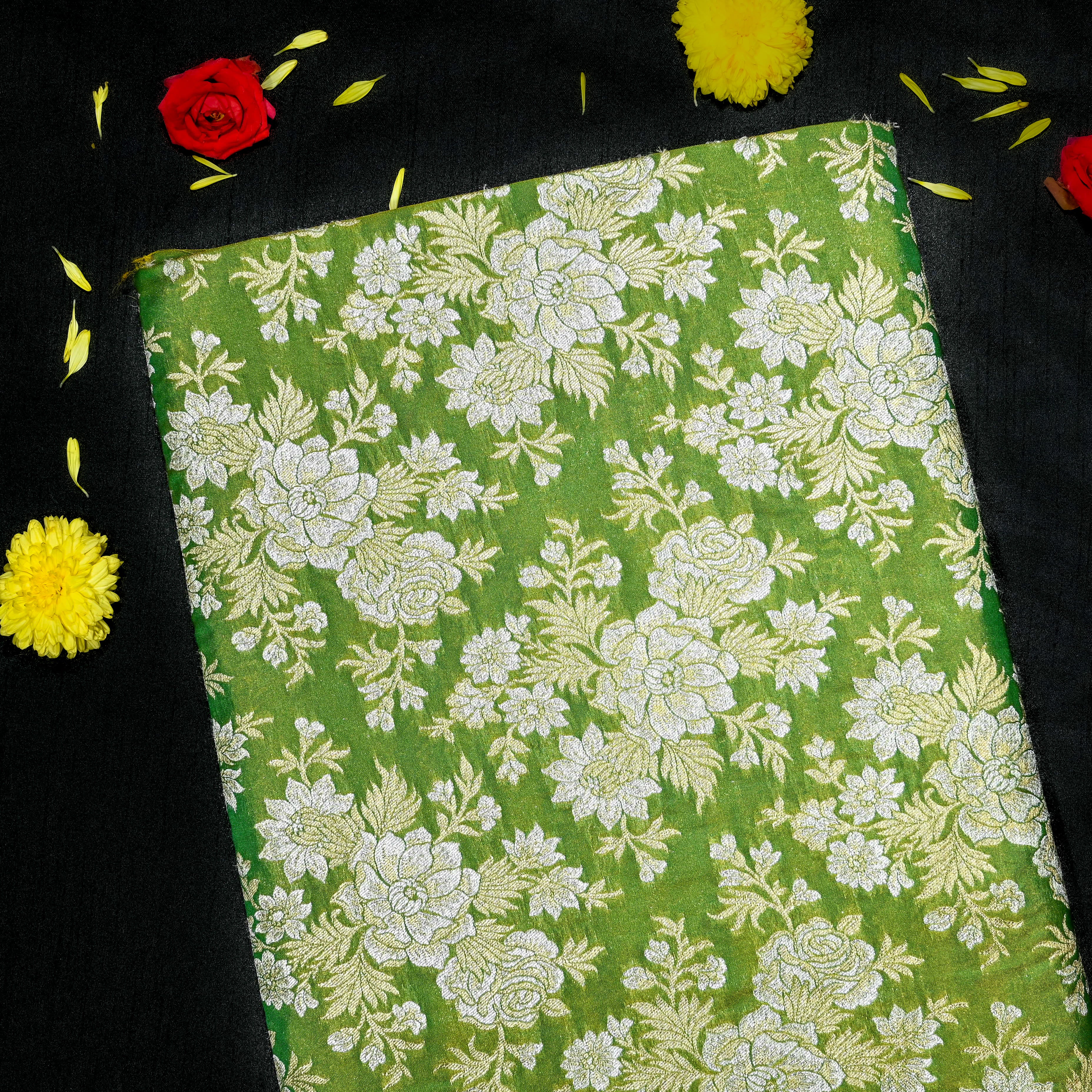 Kelly Green Jamawar Silk Fabric With Floral Jaal