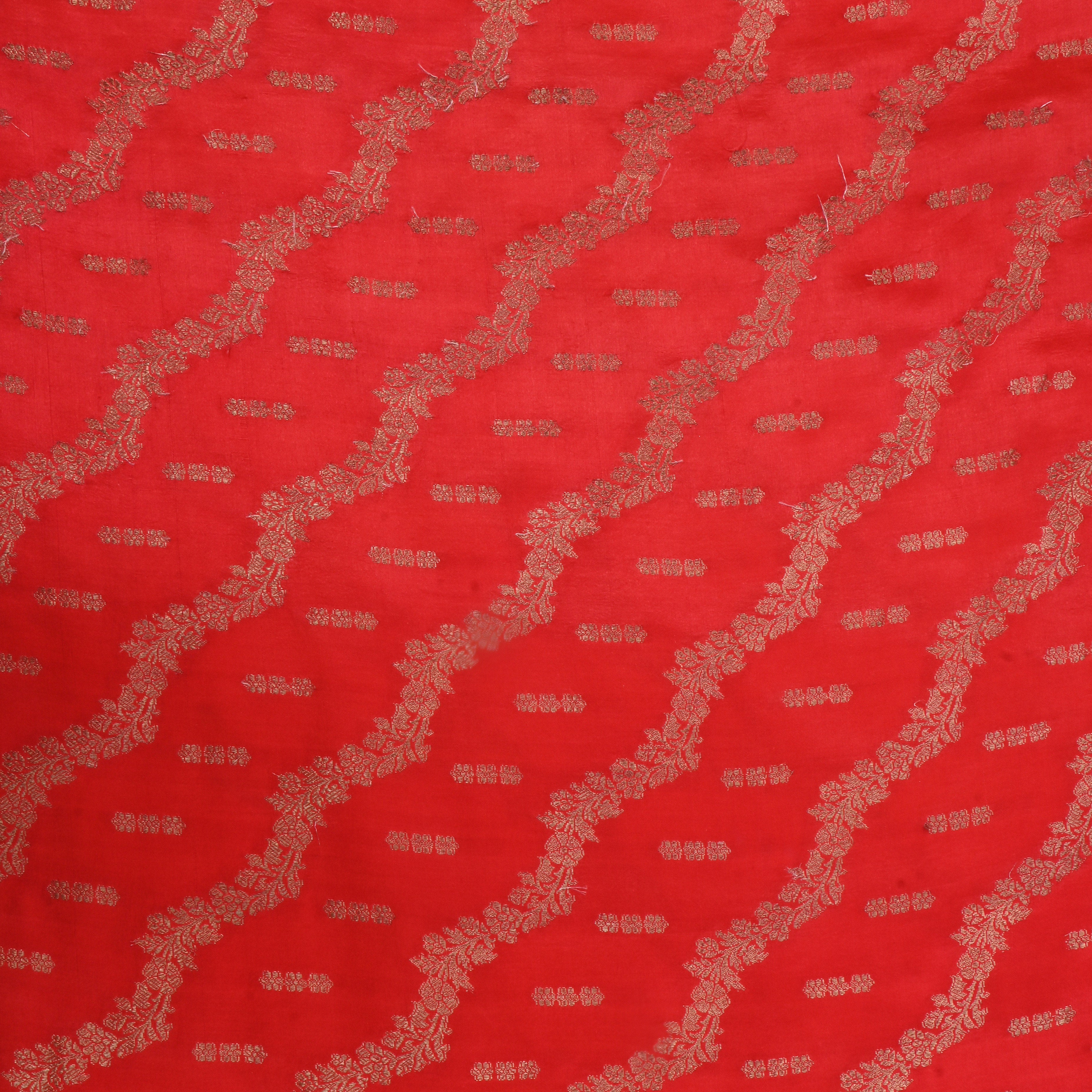 Fire Engine Red Jamawar Silk Fabric With Wave Pattern
