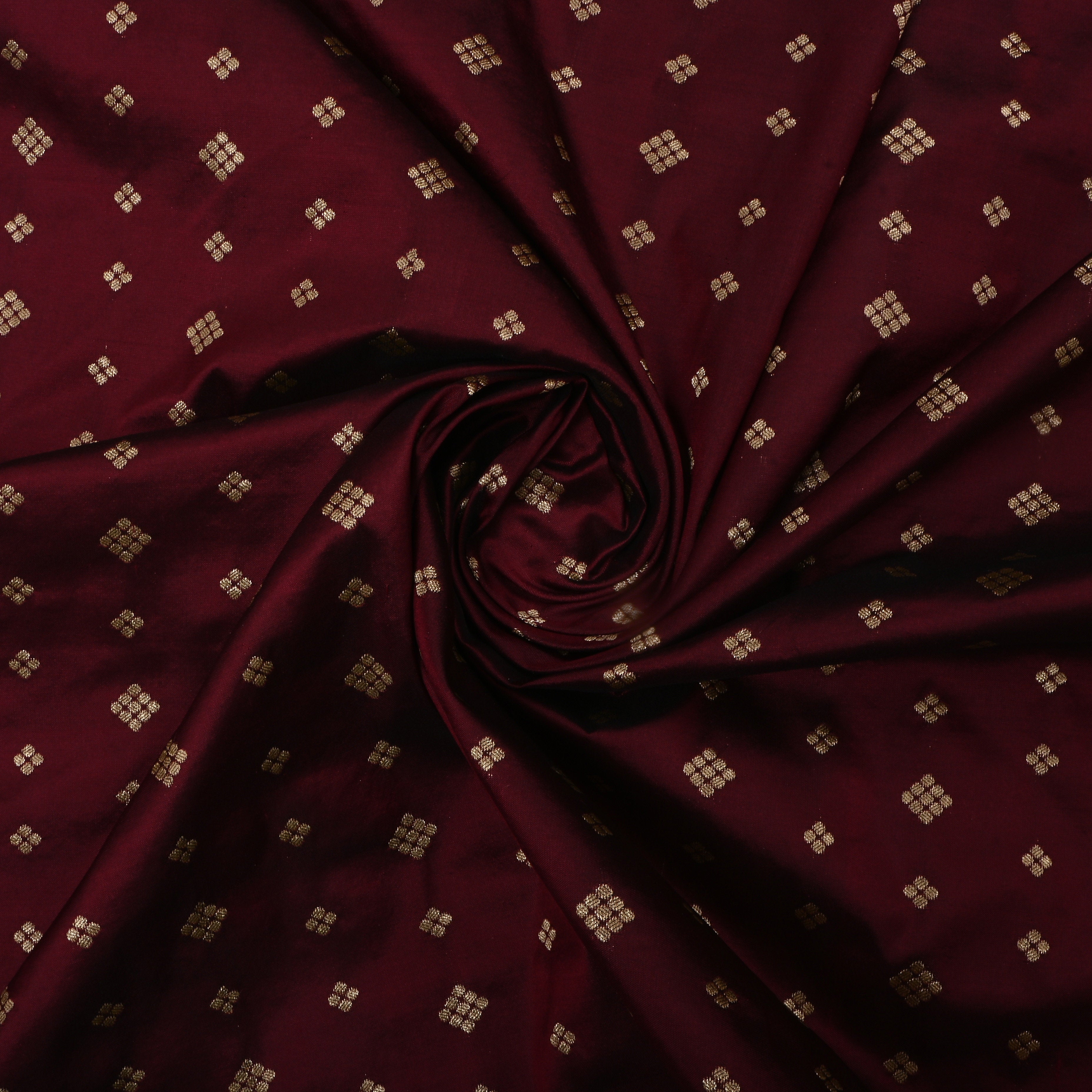 Bulgarian Rose Jamawar Silk Fabric With Butti'S