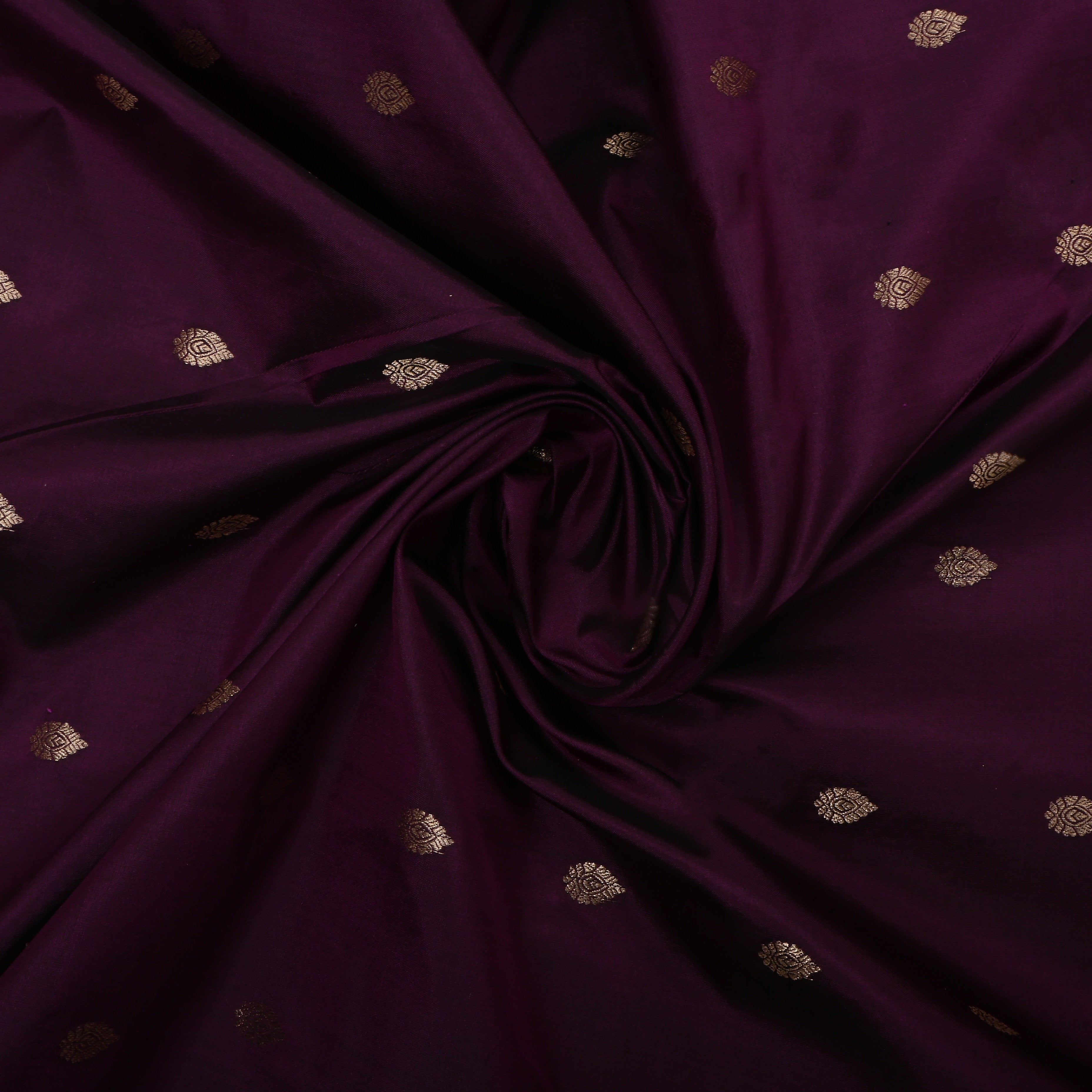 Eggplant Reddish Magenta Jamawar Silk Fabric With Butti'S