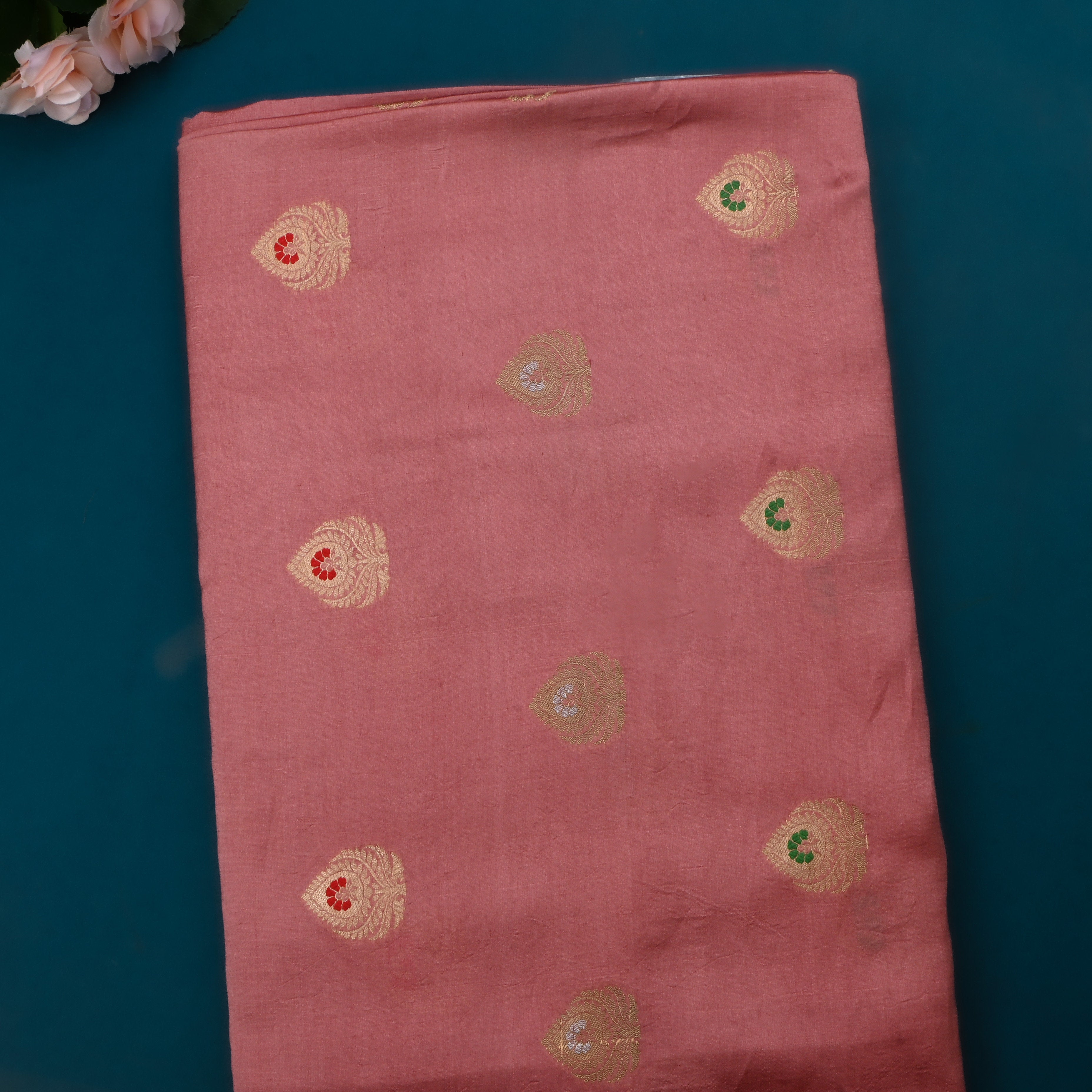 Dusty Pink Jamawar Silk Fabric With Butta'S