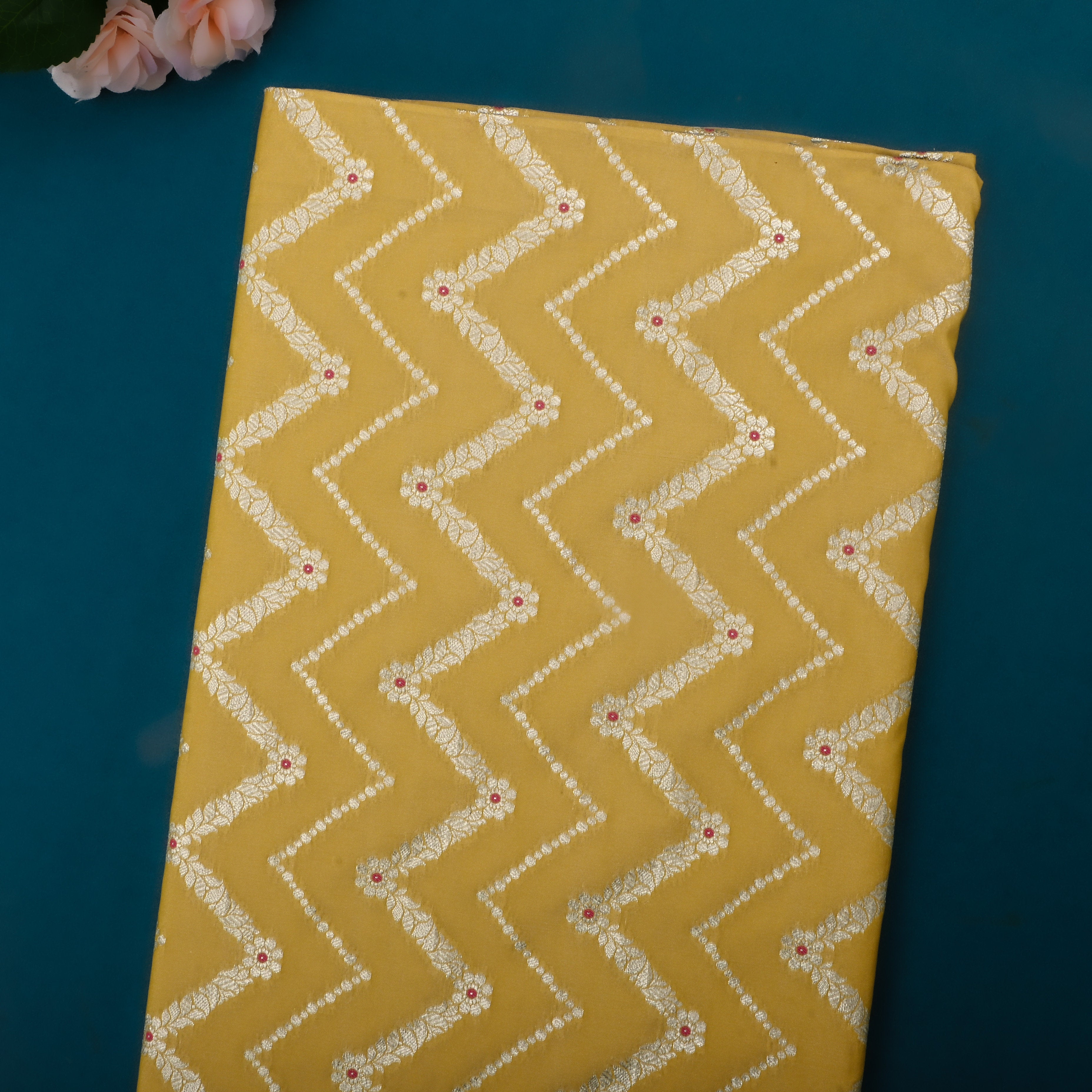 Camel Yellow Jamawar Silk Fabric With Zig-Zag Pattern