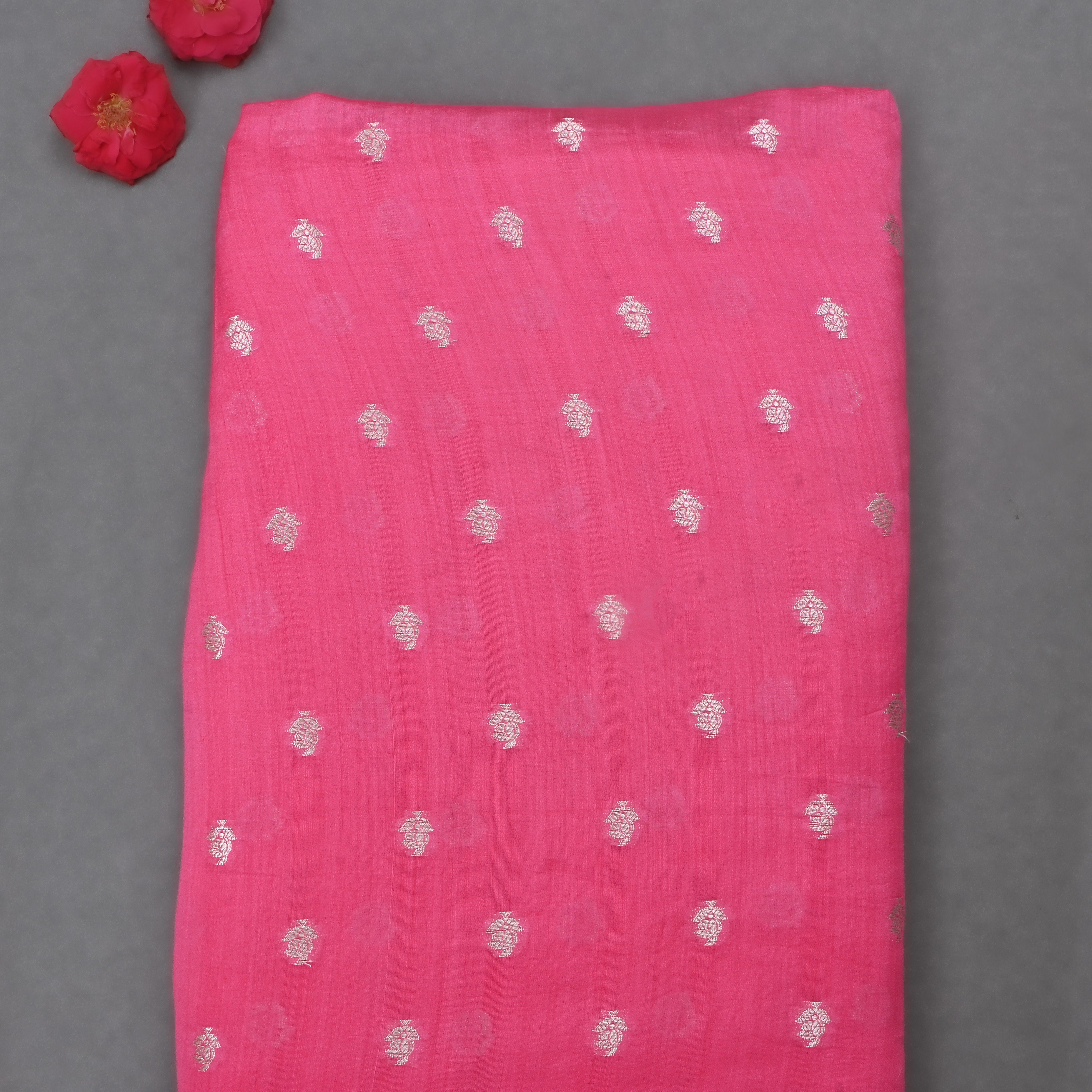 Dark Pink Jamawar Silk Fabric With Floral Butti'S