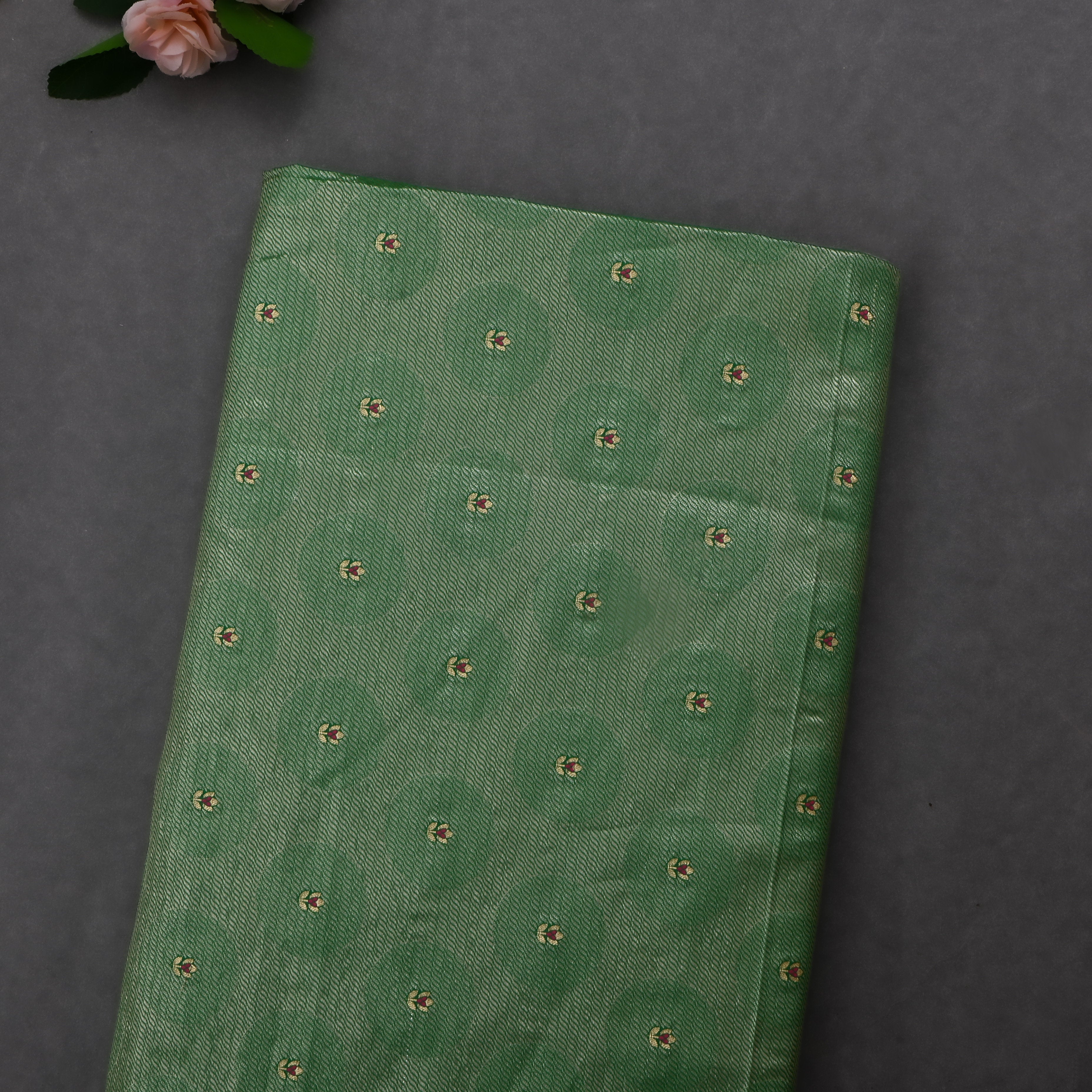 Green Jamawar Silk Fabric With Floral Butti'S