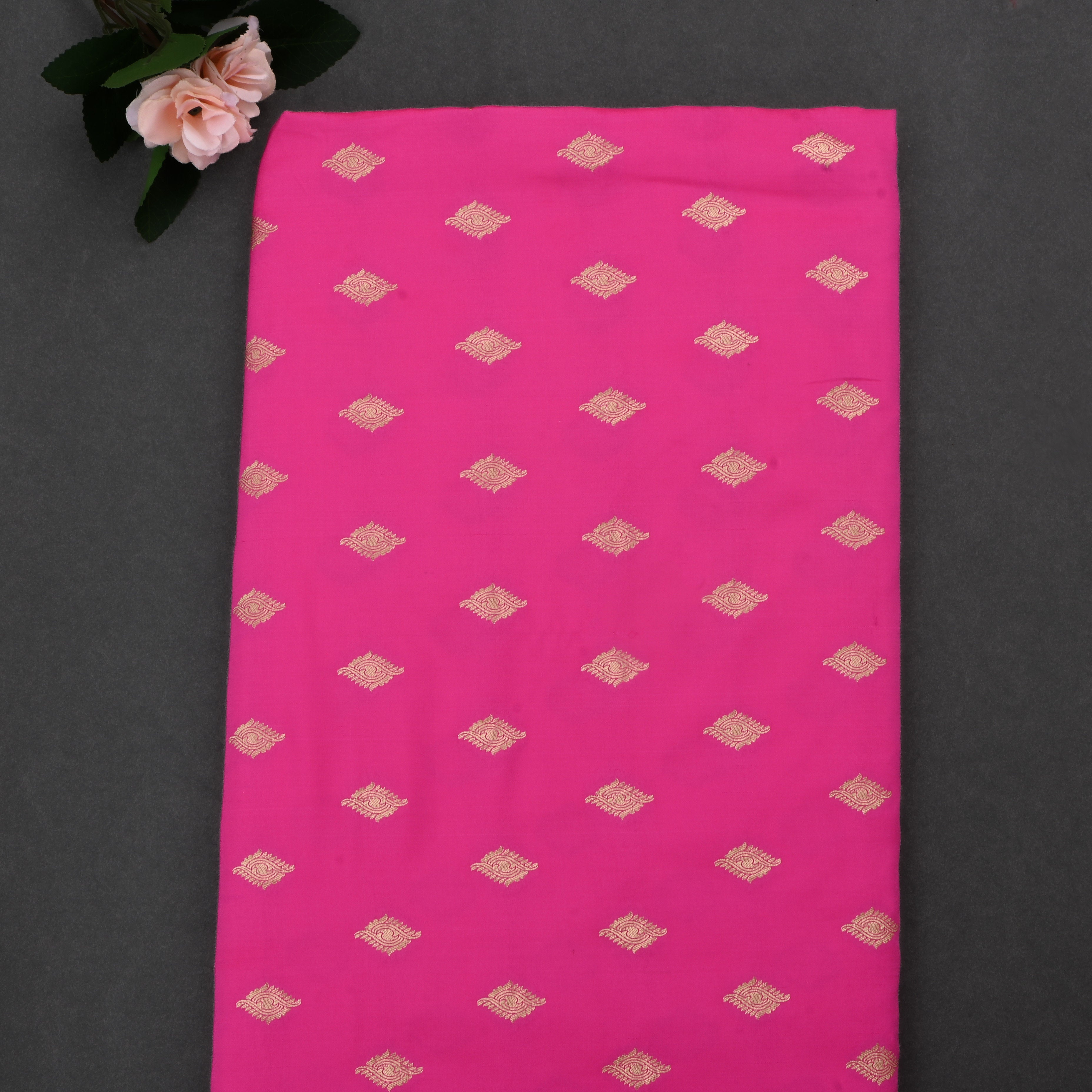 Cerise Pink Jamawar Silk Fabric With Eye Butti'S