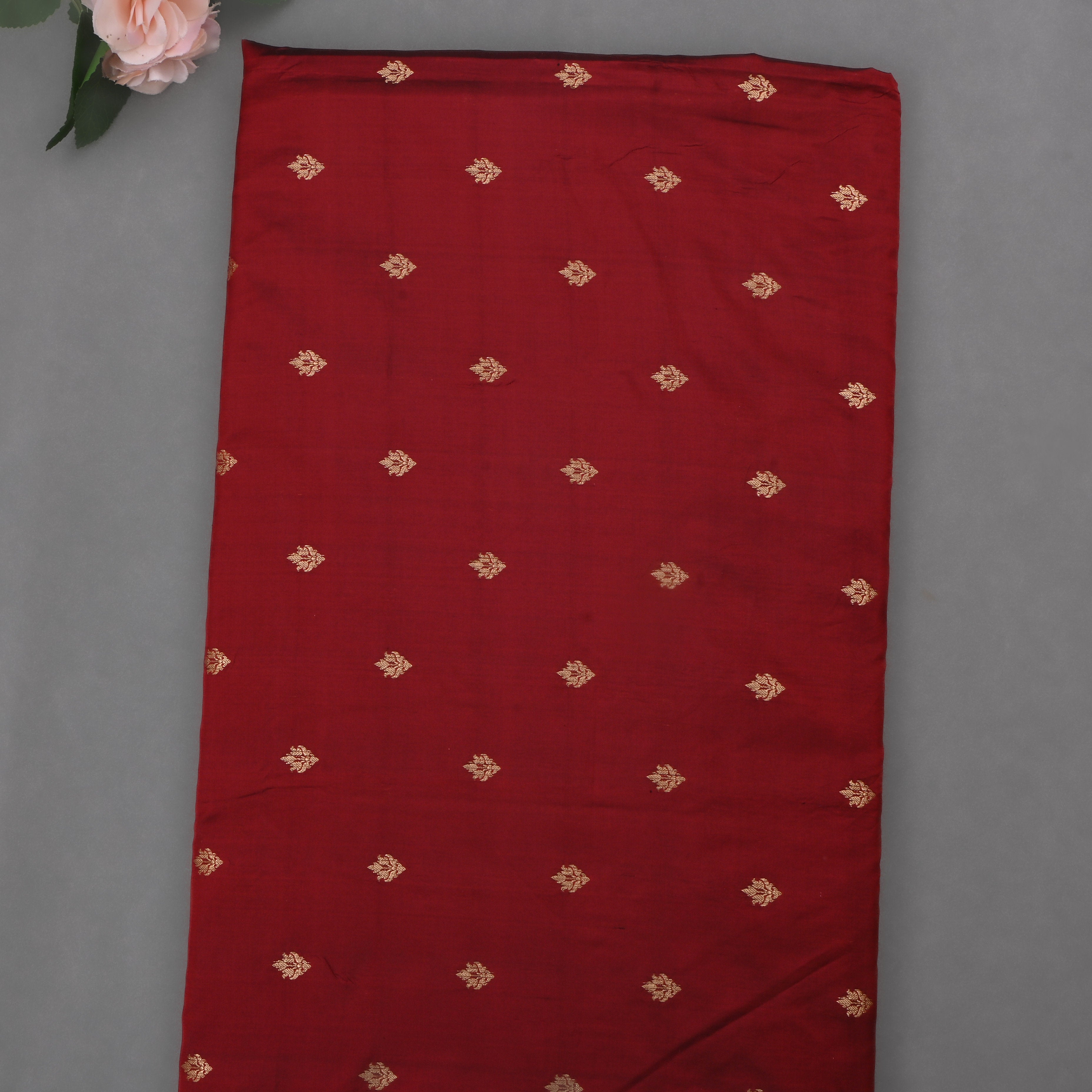 Maroon Jamawar Silk Fabric With Butti'S