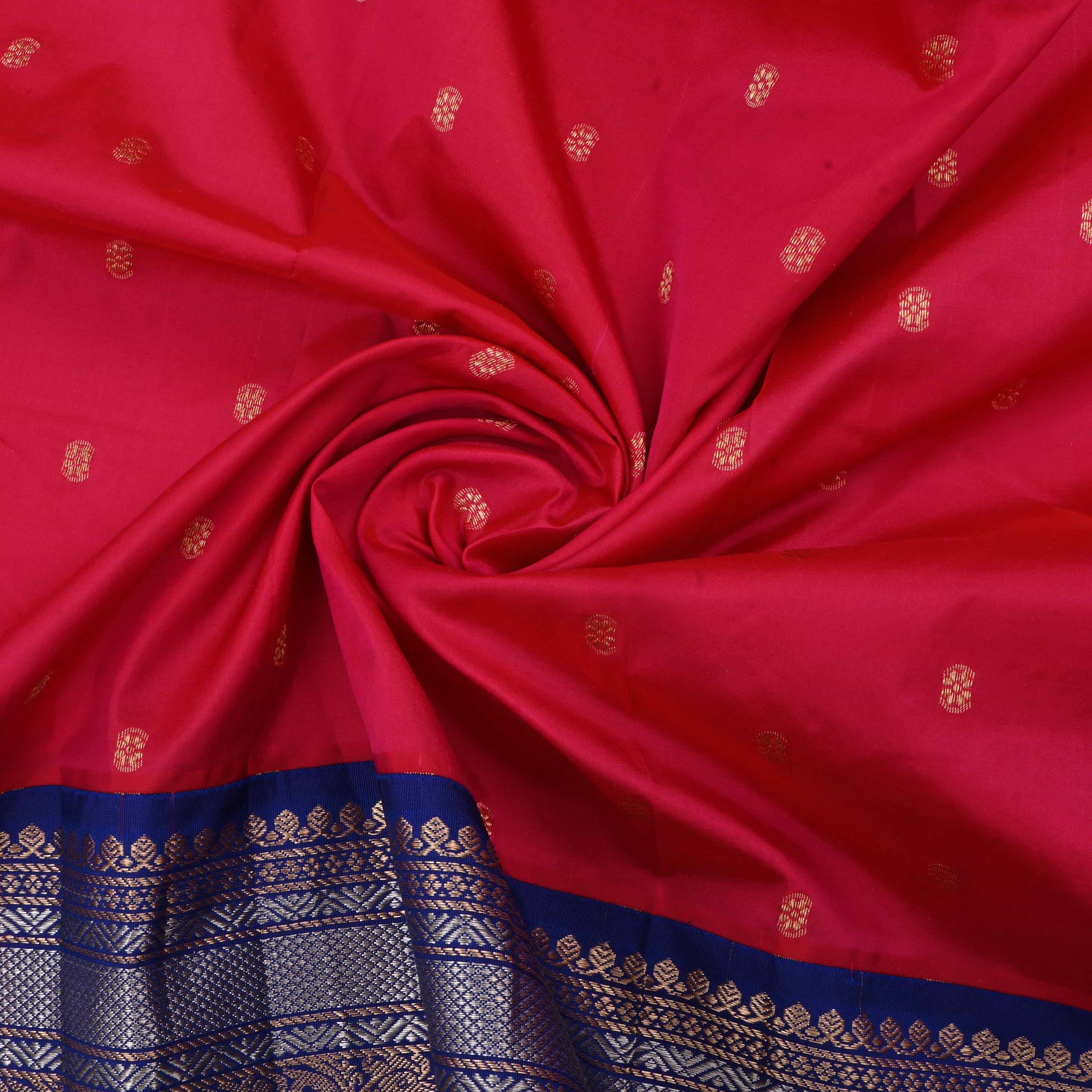 Bright Maroon Jamawar Silk Fabric With Butti'S