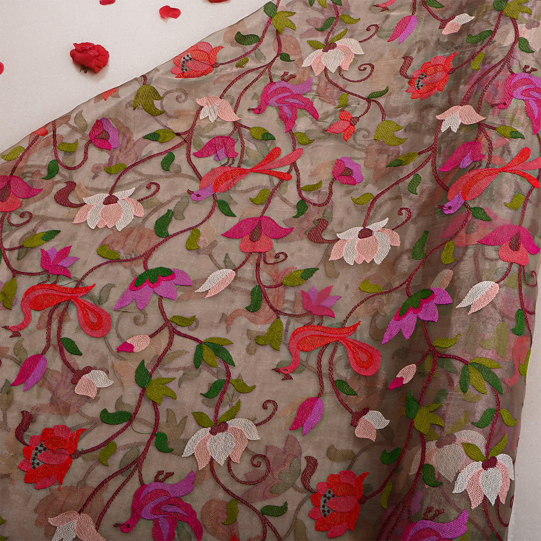 Sandrift Tissue Embroidered Fabric