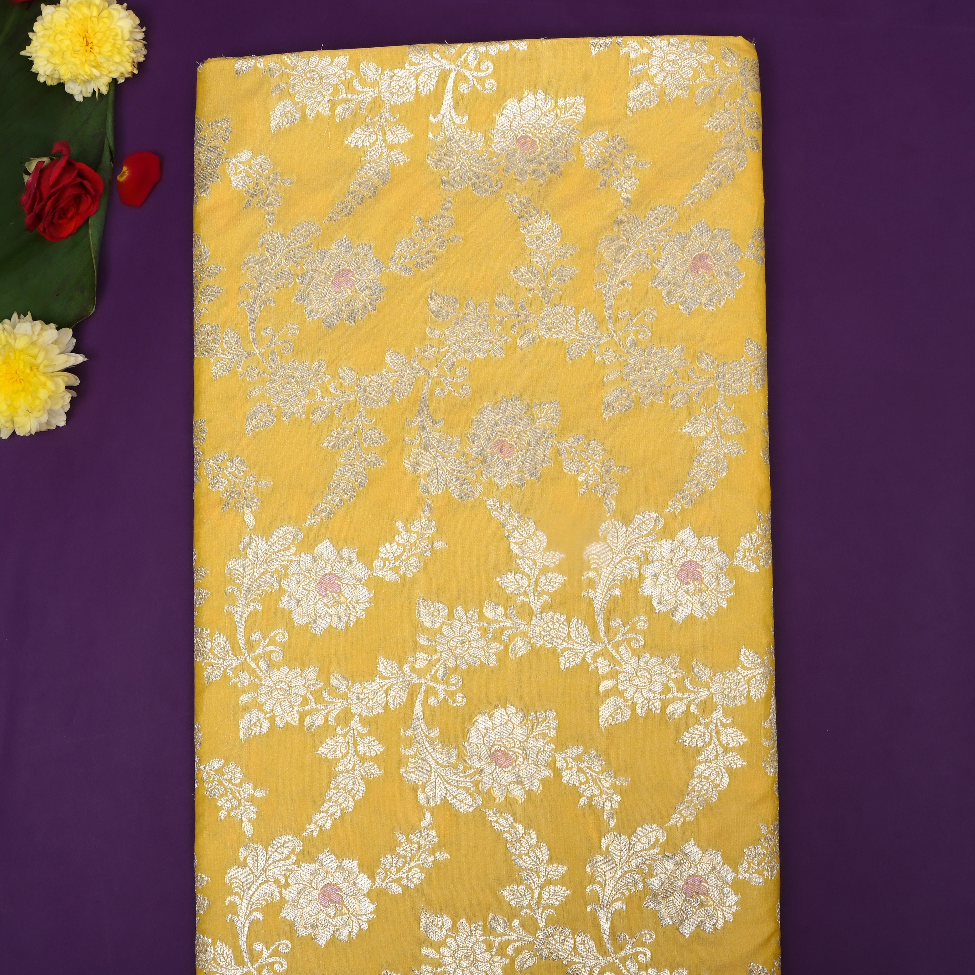 Muted Yellow Floral Zari Woven Jamawar Silk Fabric